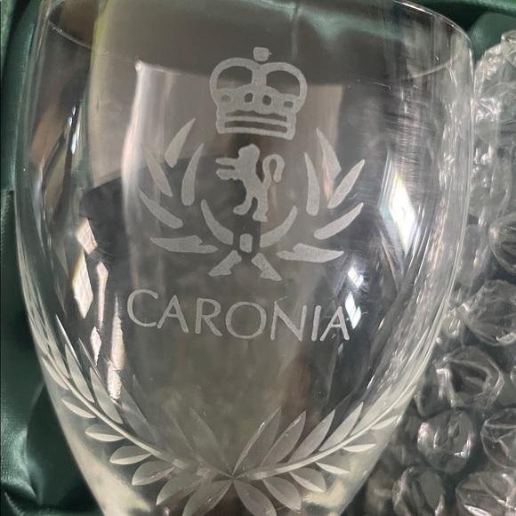 Burns Crystal hand crafted in Scotland wine glasses made for the Cunard Caronia - Picture 14 of 14
